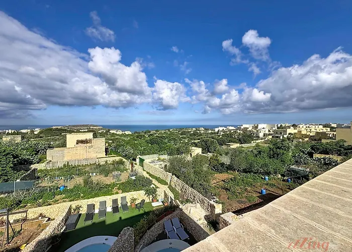 Peaceful With Private Pool And Rooftop Jacuzzi Xagħra