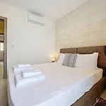 Villa Peaceful With Private Pool And Rooftop Jacuzzi *