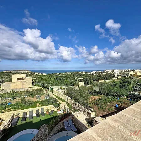 Peaceful With Private Pool And Rooftop Jacuzzi Xagħra