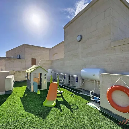 Вилла Peaceful With Private Pool And Rooftop Jacuzzi *