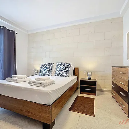 Вилла Peaceful With Private Pool And Rooftop Jacuzzi *