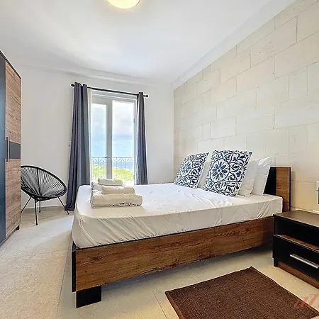 Peaceful With Private Pool And Rooftop Jacuzzi Вилла Шаара