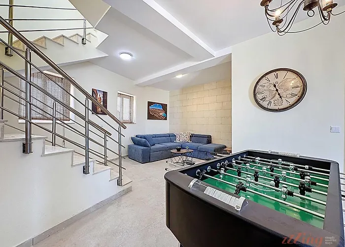 Peaceful With Private Pool And Rooftop Jacuzzi