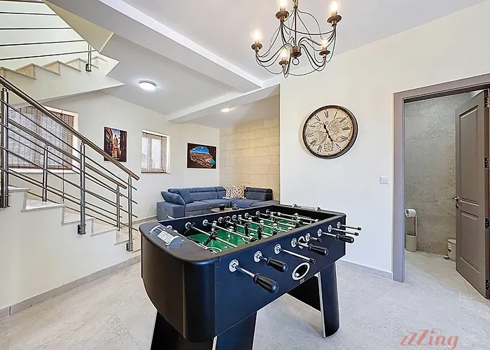 Peaceful With Private Pool And Rooftop Jacuzzi